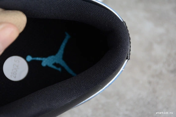 Blue 1 DC0774-041 Jordan Black DC0774-041 White University (W) Low  1027